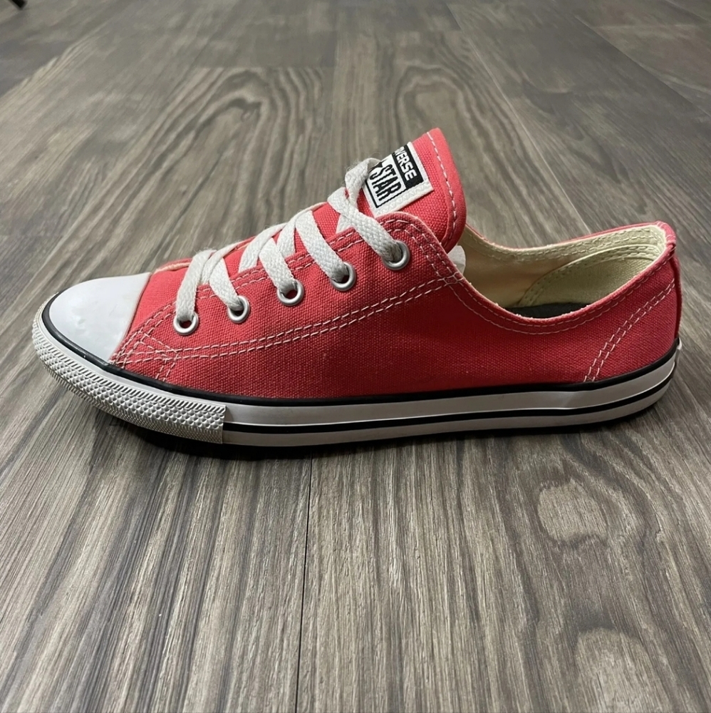 Converse Dainty OX Lace Up Sneaker